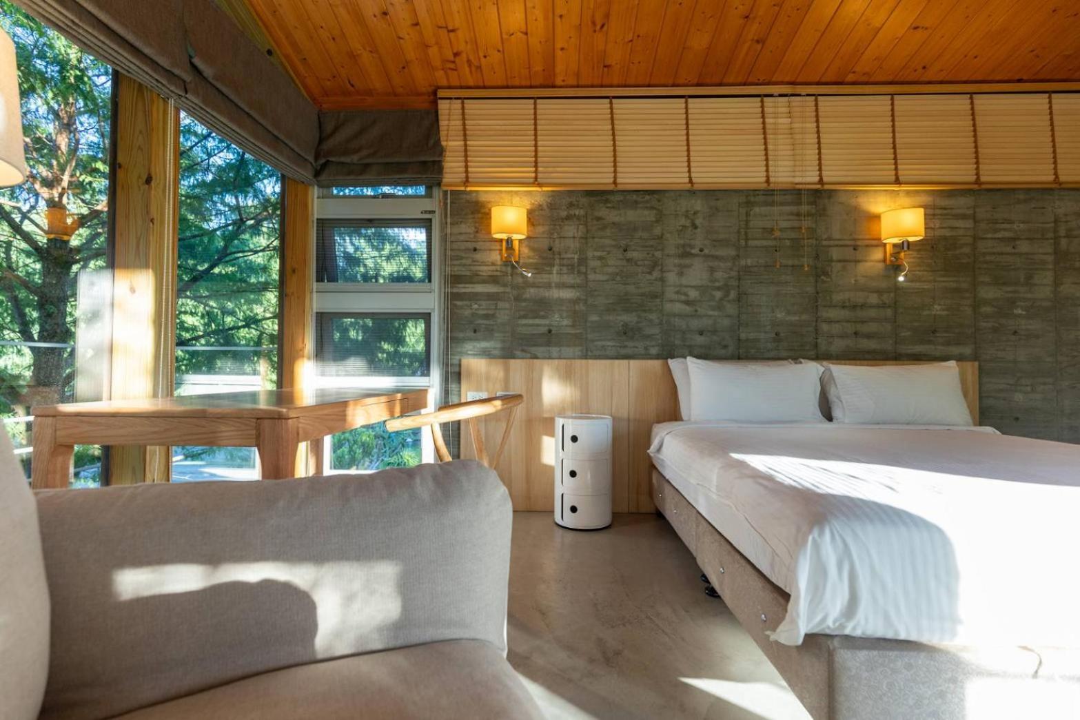 Chuying Sunrise B&B 吉安郷 エクステリア 写真