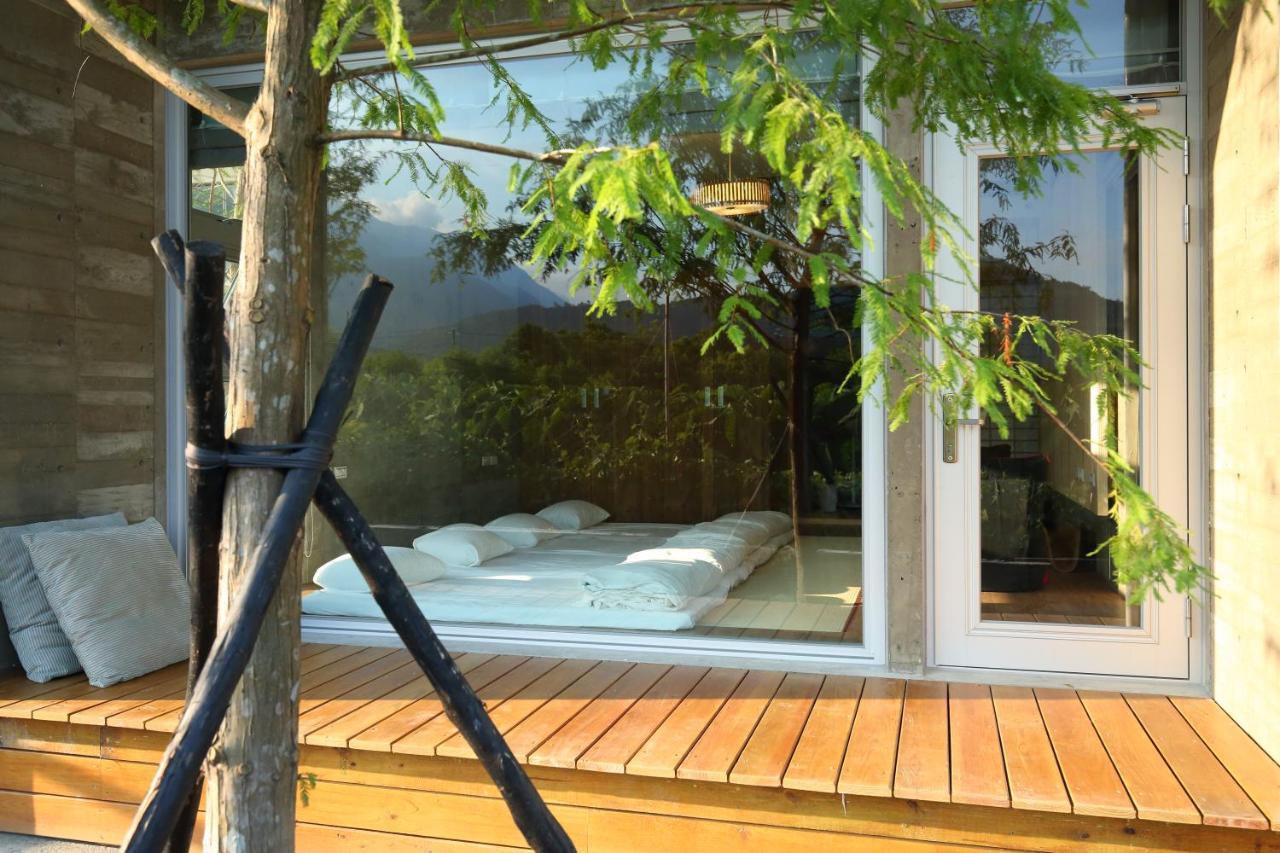 Chuying Sunrise B&B 吉安郷 エクステリア 写真